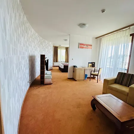 Legend Hotel