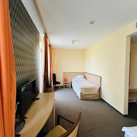 Legend Hotel 3*