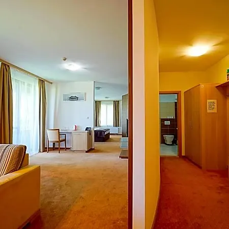 Hotel Legend Dunajska Streda