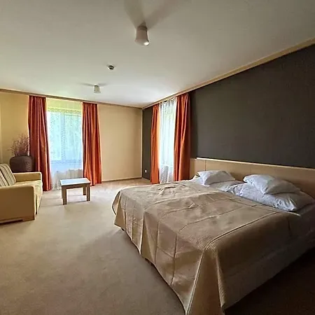 Legend Hotel Dunajska Streda