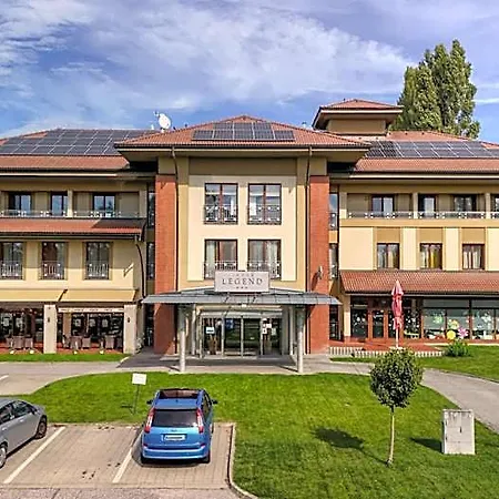 Legend 3* Dunajská Streda